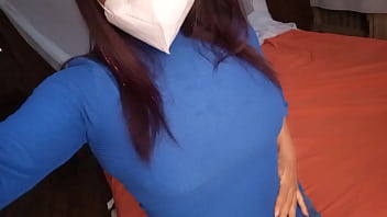 Preview 1 of Gay Of Big Brother - VIEJA PERO TETONA Y DELICIOSA!! SU GRAN VAGINA HACE ENGALANA A SU RAZA Y MUESTRA SER UNA VERDADERA PUTA EN LA CAMA. MADRASTRA SUCIA MENEA SEXY SU CULO EN MI CAMA