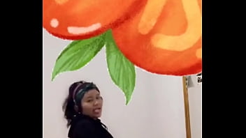 Preview 1 of Derty Ass Kandss - Indonesian Booty Dancing