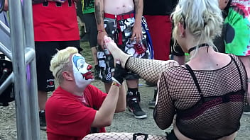 Preview 4 of Kianna Dior Orgy - Foot Worshiping by FlipFlop &ndash_ Clip # 3