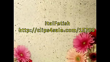 Preview 1 of Hot Porn Janme - Sniffing After Running (ItalFetish)