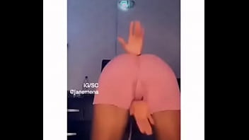 Preview 4 of Hd Porn Mom - Nigerian model twerking