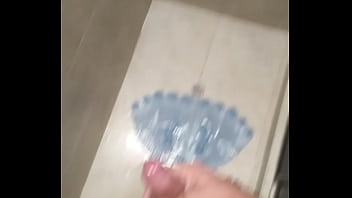 Preview 4 of Big Boob Suck By Gang Of Boys - Estallo de placer en la ducha