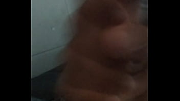Preview 3 of Borotti Sis - Boy batendo punheta em casa