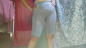 Preview 2 of Kids Unter 16 - Very sexy brunette has a big ass working out