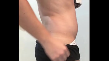 Preview 2 of Xxxx Sax Video Hd Daunlodlittle - Meu primeiro v&iacute_deo
