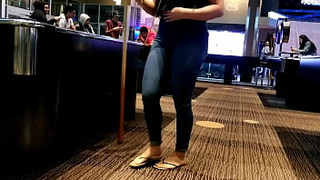 Preview 1 of The Claw - Big booty in tight jeans