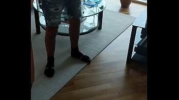 Preview 1 of Ben 10 Xxxbp - Tw.eedheads fuming in the living room