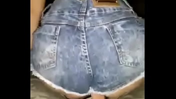 Preview 1 of Phpa Btei - Novinha colocou o short pro lado e levou pica