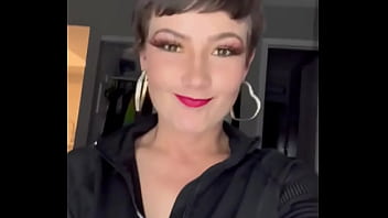Preview 2 of Sunny Leon Six Videos - The curls ??? I just can&rsquo_t stop cutting them off ️What do you think I should do with my hair??