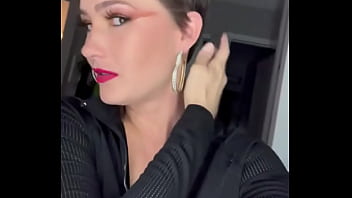 Preview 4 of Sunny Leon Six Videos - The curls ??? I just can&rsquo_t stop cutting them off ️What do you think I should do with my hair??