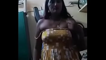 Preview 4 of Chainesh Dad - Swathi naidu showing boobs ..for video sex come to what&rsquo_s app my number is 7330923912