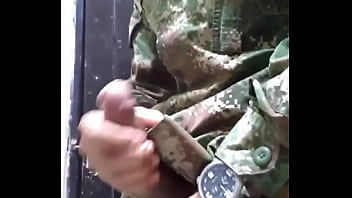 Preview 1 of Wwwxcnxxx - MILITAR SE MASTURBA EN LOS BA&Ntilde_OS DEL CUARTEL