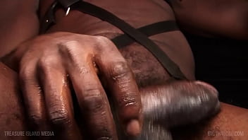 Preview 3 of Haina Malik - Big Fro,  Bigger Load