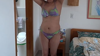 Preview 4 of Alejandra Xxx - On the beach I masturbate watching as stepmom puts on a bikini to go in search of a man