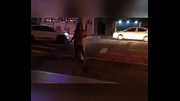 Preview 2 of Sarges Massage - Me exibindo para carros na rua