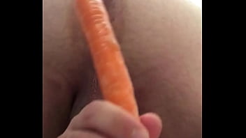 Preview 4 of Cum Quickie - Longer carrot up my ass