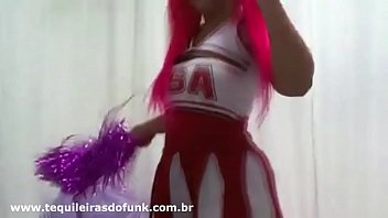 Preview 1 of Parodi Pelajar - D&eacute_bora Fantine - Live Sexy - L&iacute_der de Torcida