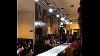 Preview 4 of Indein Pussy - desfile