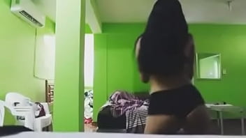 Preview 4 of Trik Sex - Una amiga putona me env&iacute_a v&iacute_deo bailando