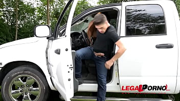 Preview 2 of Dasy Hot Baby Xxxx Vidyo - Alison Tyler &amp_ her hubby test fuck new mattress on the back of their truck GP699