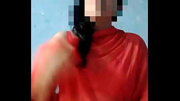 Preview 1 of Wh1t3 F0r 4 Black - EXTREME Hot Indian Girlfriend Showing Her BIG BOOBS In Webcam ! Red HOT Indian Teen
