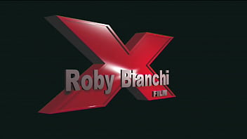 Preview 1 of New Xxxcom4 - Tiziana Bianchi inculata in bagno! Directed by Roby Bianchi