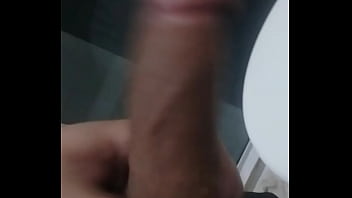 Preview 4 of Pakistani Hot Wash - Novinho dotado mostrando pau