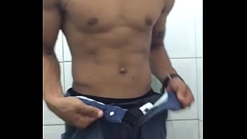 Preview 2 of Housewife Job - O FILHO DA MINHA AMIGA ROLUDO E SAFADO QUER RASGAR MEU CU
