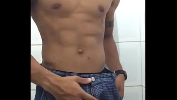 Preview 1 of Housewife Job - O FILHO DA MINHA AMIGA ROLUDO E SAFADO QUER RASGAR MEU CU