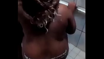 Preview 3 of Gilma Dating - sucette sous la douche