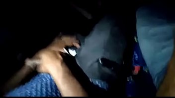 Preview 1 of Porimoni Xx - Joranrickson recebendo uma m&atilde_o amiga no bus&atilde_o - 1&ordf_ parte