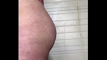 Preview 1 of Schwarz Und Schwanger - Playing with my ass