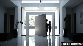 Preview 2 of 3xxx Hd Video 2010 - Vanna Bardot Seduces Her Lawyer And Makes Him Cum Inside - Full Movie On FreeTaboo.Net