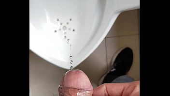 Preview 4 of Sexy Kitana Naked - toilet