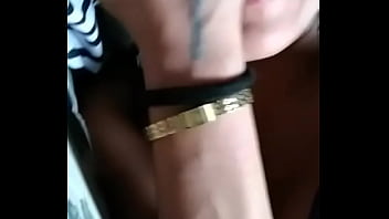 Preview 1 of Put Condom Porn - Yo estoy en la cama