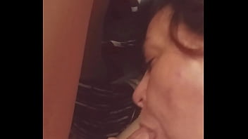 Preview 2 of Mom And Jym Sister - Kelz sucking my cock after she sucks my enemies cock