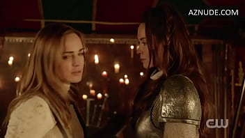 Preview 4 of Bawap Sex - caity lotz ledgends