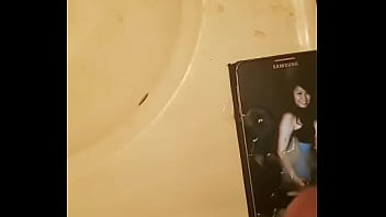 Preview 3 of Xxx Iaeo - Cumming on one of my friends
