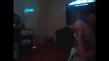Preview 4 of Ao Uheara - Casal na cama