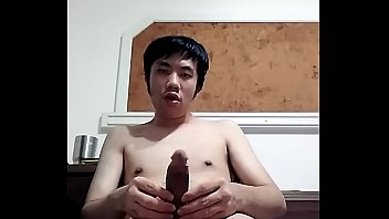 Preview 2 of Tetangga Sialan - 陳昱睿尿尿和射精Raymonds Chen Piss And Cum
