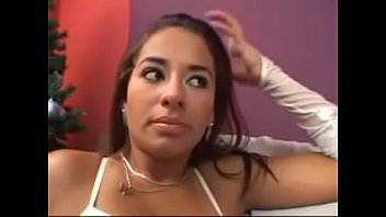 Preview 1 of Xxvdor Karina Kapor - Deep kissing lesbians