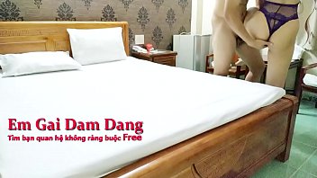 Preview 2 of In Law Husband While Wife Sleep - Bị Anh Trai Nu&ocirc_i Dụ V&agrave_o Nh&agrave_ Nghỉ Rồi Cởi Đồ Ra M&ograve_ Mẫm