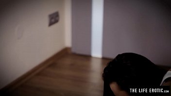 Preview 2 of Zvizdan Sex - Sweaty yoga girl has massive orgasm
