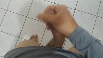 Preview 1 of Ldjadid Fa Lahwa Dawa - Novinho gozando e gemendo na punheta