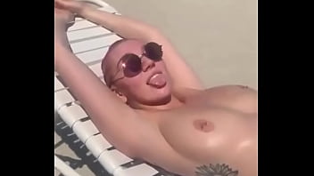 Preview 4 of Budi Laky Kesy Coshty Han - Amizing girl nude at beach