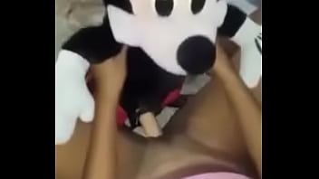 Preview 1 of Robin Hood - mi novia se penetra con el juguete que le puso a su peluche