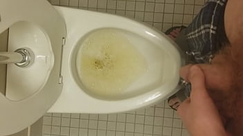 Preview 4 of Zl Sex Video - Peeing