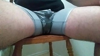 Preview 4 of Tag2014 Mazda3 Forum - Holding My Pee