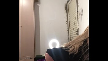 Preview 3 of Mi Cunada Se Orina En Orgasmo - Comeu o cu da pequena inteada minha mulher saiu pra da o cu e me deixo sozinho com ela ( sex toy )