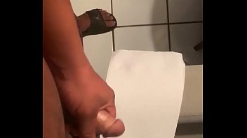 Preview 4 of Wwe Oil - Beautiful white girl get her nice big ass fuck !
